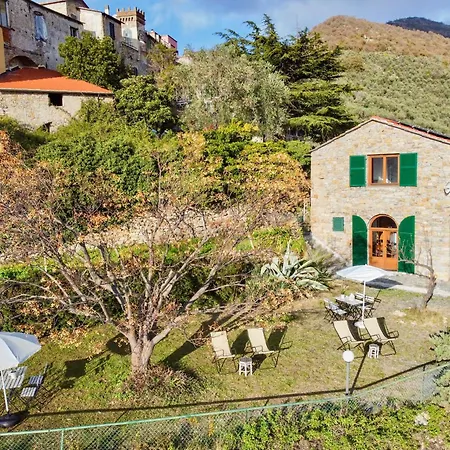Borgata Castello Apartment Chiusanico Exterior photo